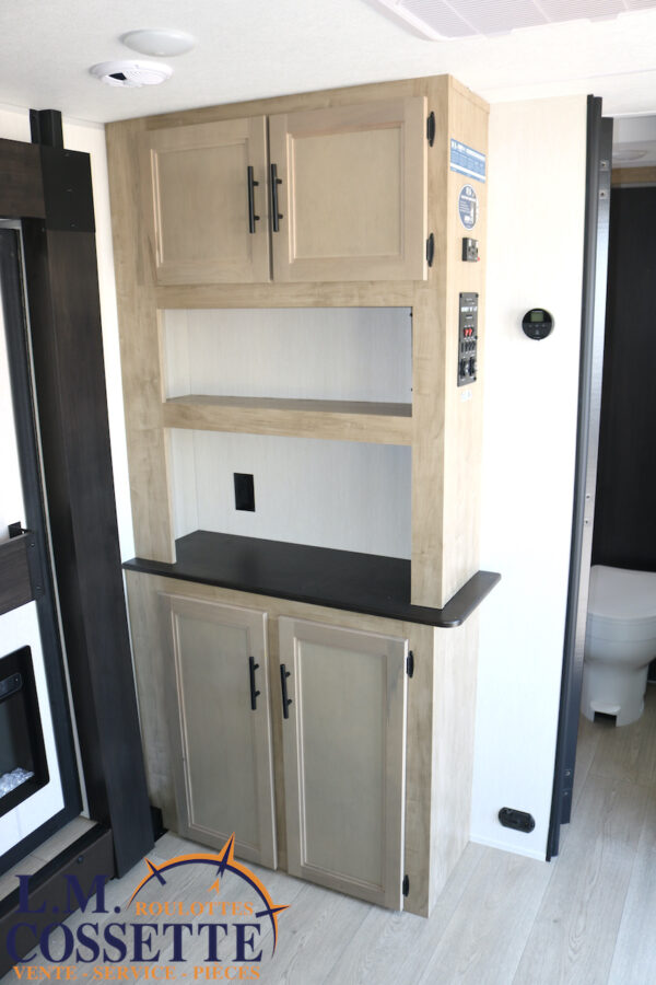 Grey Wolf 26 SS 2026-LM Cossette inc. vr-roulotte-fifth wheel-cargo-arctic wolf -Remote-Clipper-cherokee-grey wolf-wolf pup-kodiak cub-aspen trail-dutchmen-forest river-freedom express select-coachmen-apex nano -Trois-Rivières-fond