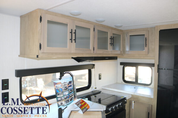 Grey Wolf 26 SS 2026-LM Cossette inc. vr-roulotte-fifth wheel-cargo-arctic wolf -Remote-Clipper-cherokee-grey wolf-wolf pup-kodiak cub-aspen trail-dutchmen-forest river-freedom express select-coachmen-apex nano -Trois-Rivières-fond