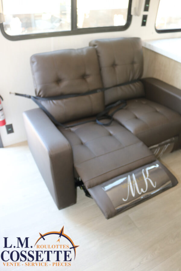 Grey Wolf 26 SS 2026-LM Cossette inc. vr-roulotte-fifth wheel-cargo-arctic wolf -Remote-Clipper-cherokee-grey wolf-wolf pup-kodiak cub-aspen trail-dutchmen-forest river-freedom express select-coachmen-apex nano -Trois-Rivières-fond