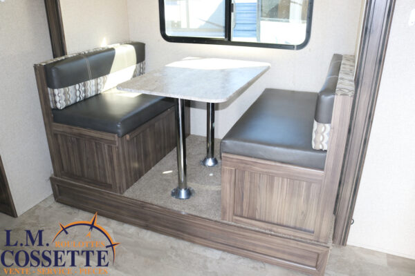 Apex Nano 191 RBS 2017-LM Cossette inc. vr-roulotte-fifth wheel-cargo-arctic wolf -Remote-Clipper-cherokee-grey wolf-wolf pup-kodiak cub-aspen trail-dutchmen-forest river-freedom express select-coachmen-apex nano -Trois-Rivières-fond