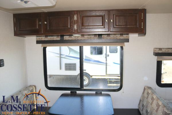 Palomini 177 BH 2019-LM Cossette inc. vr-roulotte-fifth wheel-cargo-arctic wolf -Remote-Clipper-cherokee-grey wolf-wolf pup-kodiak cub-aspen trail-dutchmen-forest river-freedom express select-coachmen-apex nano -Trois-Rivières-fond