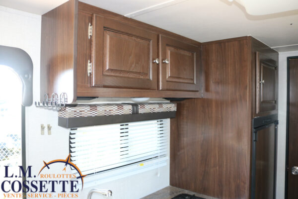 Palomini 177 BH 2019-LM Cossette inc. vr-roulotte-fifth wheel-cargo-arctic wolf -Remote-Clipper-cherokee-grey wolf-wolf pup-kodiak cub-aspen trail-dutchmen-forest river-freedom express select-coachmen-apex nano -Trois-Rivières-fond