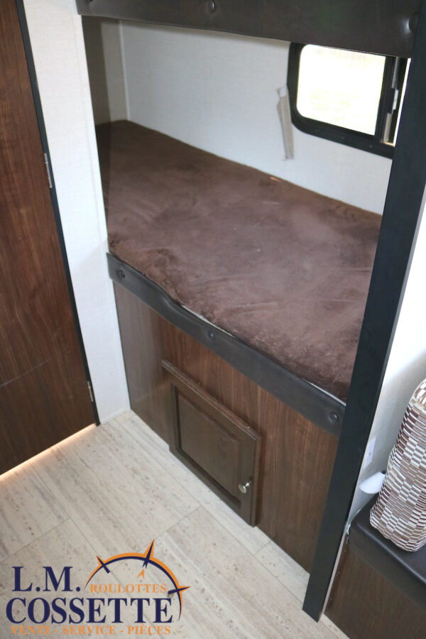 Palomini 177 BH 2019-LM Cossette inc. vr-roulotte-fifth wheel-cargo-arctic wolf -Remote-Clipper-cherokee-grey wolf-wolf pup-kodiak cub-aspen trail-dutchmen-forest river-freedom express select-coachmen-apex nano -Trois-Rivières-fond