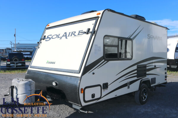 Solaire 147 X 2016-LM Cossette inc. vr-roulotte-fifth wheel-cargo-arctic wolf -Remote-Clipper-cherokee-grey wolf-wolf pup-kodiak cub-aspen trail-dutchmen-forest river-freedom express select-coachmen-apex nano -Trois-Rivières-fond