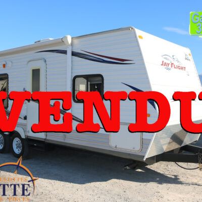 Jay Flight 23 FB 2010-LM Cossette inc. vr-roulotte-fifth wheel-cargo-arctic wolf -Remote-Clipper-cherokee-grey wolf-wolf pup-kodiak cub-aspen trail-dutchmen-forest river-freedom express select-coachmen-apex nano -Trois-Rivières-fond-fond-fond