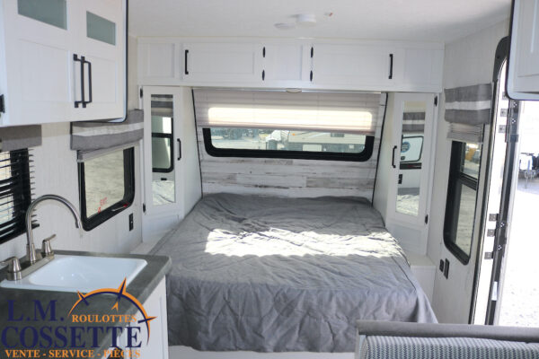 Puma 16 QBX 2021-LM Cossette inc. vr-roulotte-fifth wheel-cargo-arctic wolf -Remote-Clipper-cherokee-grey wolf-wolf pup-kodiak cub-aspen trail-dutchmen-forest river-freedom express select-coachmen-apex nano -Trois-Rivières-fond-fond-fond