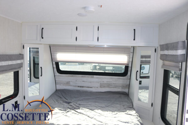 Puma 16 QBX 2021-LM Cossette inc. vr-roulotte-fifth wheel-cargo-arctic wolf -Remote-Clipper-cherokee-grey wolf-wolf pup-kodiak cub-aspen trail-dutchmen-forest river-freedom express select-coachmen-apex nano -Trois-Rivières-fond-fond-fond