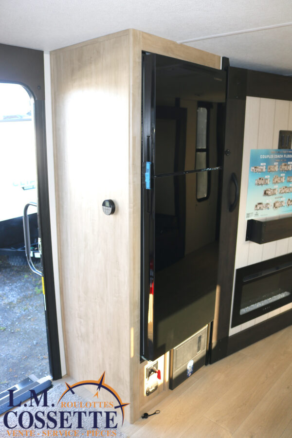 Grey Wolf 27 GH 2026-LM Cossette inc. vr-roulotte-fifth wheel-cargo-arctic wolf -Remote-Clipper-cherokee-grey wolf-wolf pup-kodiak cub-aspen trail-dutchmen-forest river-freedom express select-coachmen-apex nano -Trois-Rivières-fond-fond-fond