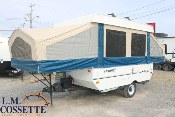 Flagstaff 207 2010-LM Cossette inc. vr-roulotte-fifth wheel-cargo-arctic wolf -Remote-Clipper-cherokee-grey wolf-wolf pup-kodiak cub-aspen trail-dutchmen-forest river-freedom express select-coachmen-apex nano -Trois-Rivières-fond-fond-fond