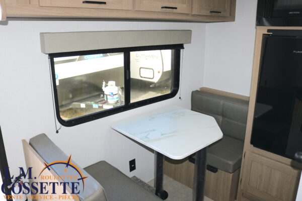Aspen Trail 13 RD 2026-LM Cossette inc. vr-roulotte-fifth wheel-cargo-arctic wolf -Remote-Clipper-cherokee-grey wolf-wolf pup-kodiak cub-aspen trail-dutchmen-forest river-freedom express select-coachmen-apex nano -Trois-Rivières-fond-fond-fond