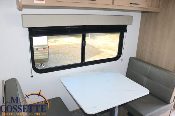 Aspen Trail 13 FB 2026-LM Cossette inc. vr-roulotte-fifth wheel-cargo-arctic wolf -Remote-Clipper-cherokee-grey wolf-wolf pup-kodiak cub-aspen trail-dutchmen-forest river-freedom express select-coachmen-apex nano -Trois-Rivières-fond-fond-fond