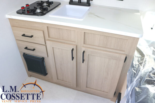 Aspen Trail 13 FB 2026-LM Cossette inc. vr-roulotte-fifth wheel-cargo-arctic wolf -Remote-Clipper-cherokee-grey wolf-wolf pup-kodiak cub-aspen trail-dutchmen-forest river-freedom express select-coachmen-apex nano -Trois-Rivières-fond-fond-fond
