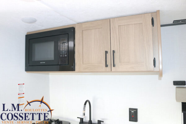Aspen Trail 13 FB 2026-LM Cossette inc. vr-roulotte-fifth wheel-cargo-arctic wolf -Remote-Clipper-cherokee-grey wolf-wolf pup-kodiak cub-aspen trail-dutchmen-forest river-freedom express select-coachmen-apex nano -Trois-Rivières-fond-fond-fond