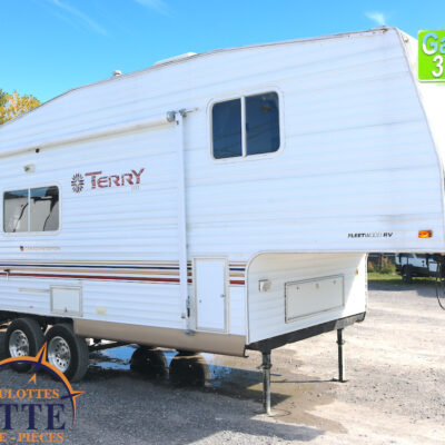 Terry 24 5C 2002-LM Cossette inc. vr-roulotte-fifth wheel-cargo-arctic wolf -Remote-Clipper-cherokee-grey wolf-wolf pup-kodiak cub-aspen trail-dutchmen-forest river-freedom express select-coachmen-apex nano -Trois-Rivières-fond-fond-fond