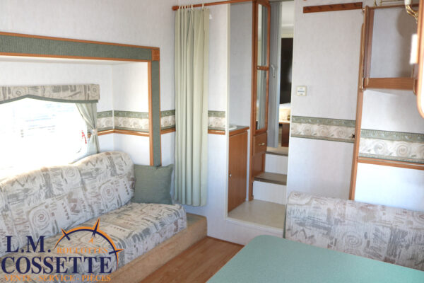 Terry 24 5C 2002-LM Cossette inc. vr-roulotte-fifth wheel-cargo-arctic wolf -Remote-Clipper-cherokee-grey wolf-wolf pup-kodiak cub-aspen trail-dutchmen-forest river-freedom express select-coachmen-apex nano -Trois-Rivières-fond-fond-fond