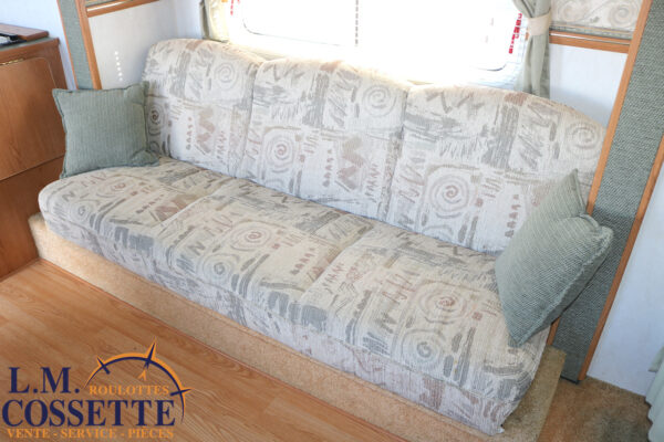 Terry 24 5C 2002-LM Cossette inc. vr-roulotte-fifth wheel-cargo-arctic wolf -Remote-Clipper-cherokee-grey wolf-wolf pup-kodiak cub-aspen trail-dutchmen-forest river-freedom express select-coachmen-apex nano -Trois-Rivières-fond-fond-fond