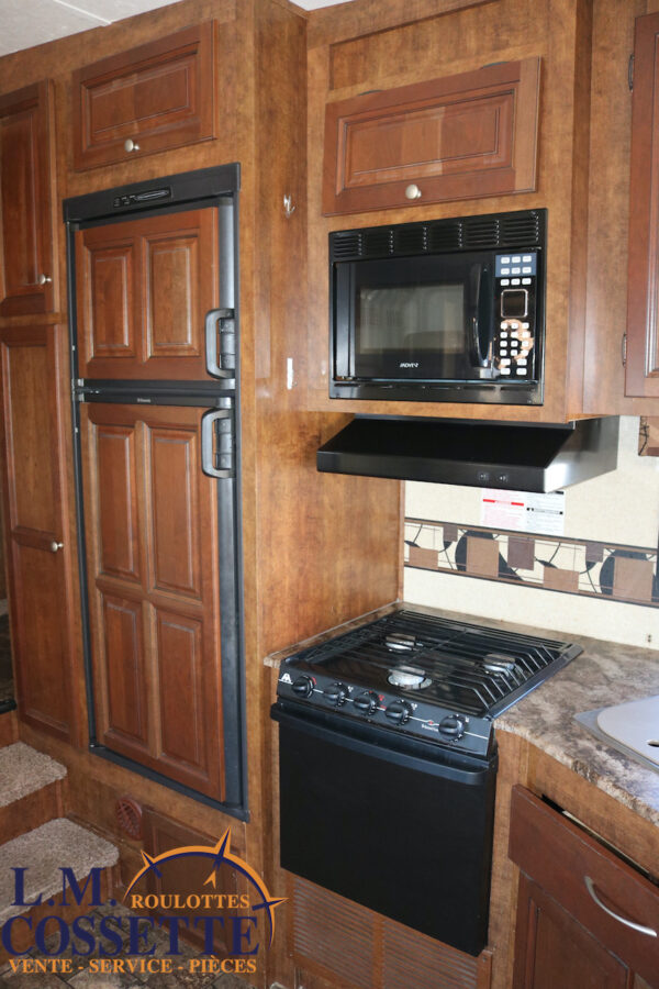 Chaparral 266 SAB 2014-LM Cossette inc. vr-roulotte-fifth wheel-cargo-arctic wolf -Remote-Clipper-cherokee-grey wolf-wolf pup-kodiak cub-aspen trail-dutchmen-forest river-freedom express select-coachmen-apex nano -Trois-Rivières-fond-fond-fond