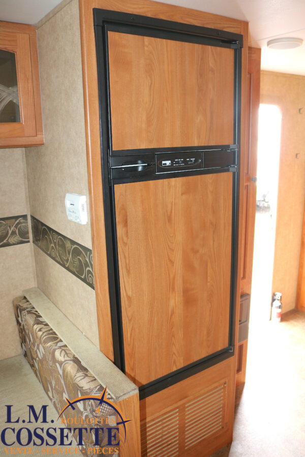 North Trail 24 RBS 2012-LM Cossette inc. vr-roulotte-fifth wheel-cargo-arctic wolf -Remote-Clipper-cherokee-grey wolf-wolf pup-kodiak cub-aspen trail-dutchmen-forest river-freedom express select-coachmen-apex nano -Trois-Rivières-fond-fond-fond