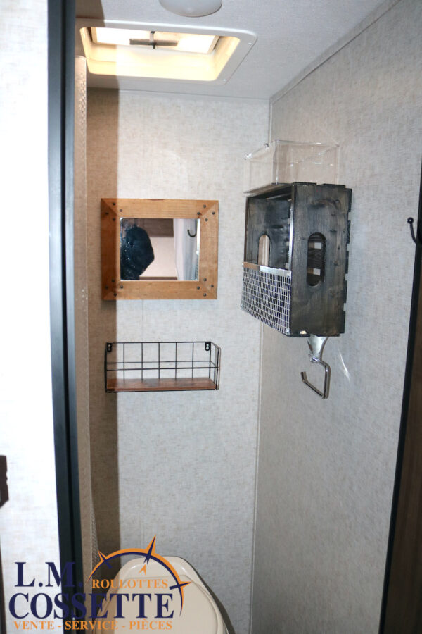 Wolf Pup 16 BHS 2019-LM Cossette inc. vr-roulotte-fifth wheel-cargo-arctic wolf -Remote-Clipper-cherokee-grey wolf-wolf pup-kodiak cub-aspen trail-dutchmen-forest river-freedom express select-coachmen-apex nano -Trois-Rivières-fond-fond-fond