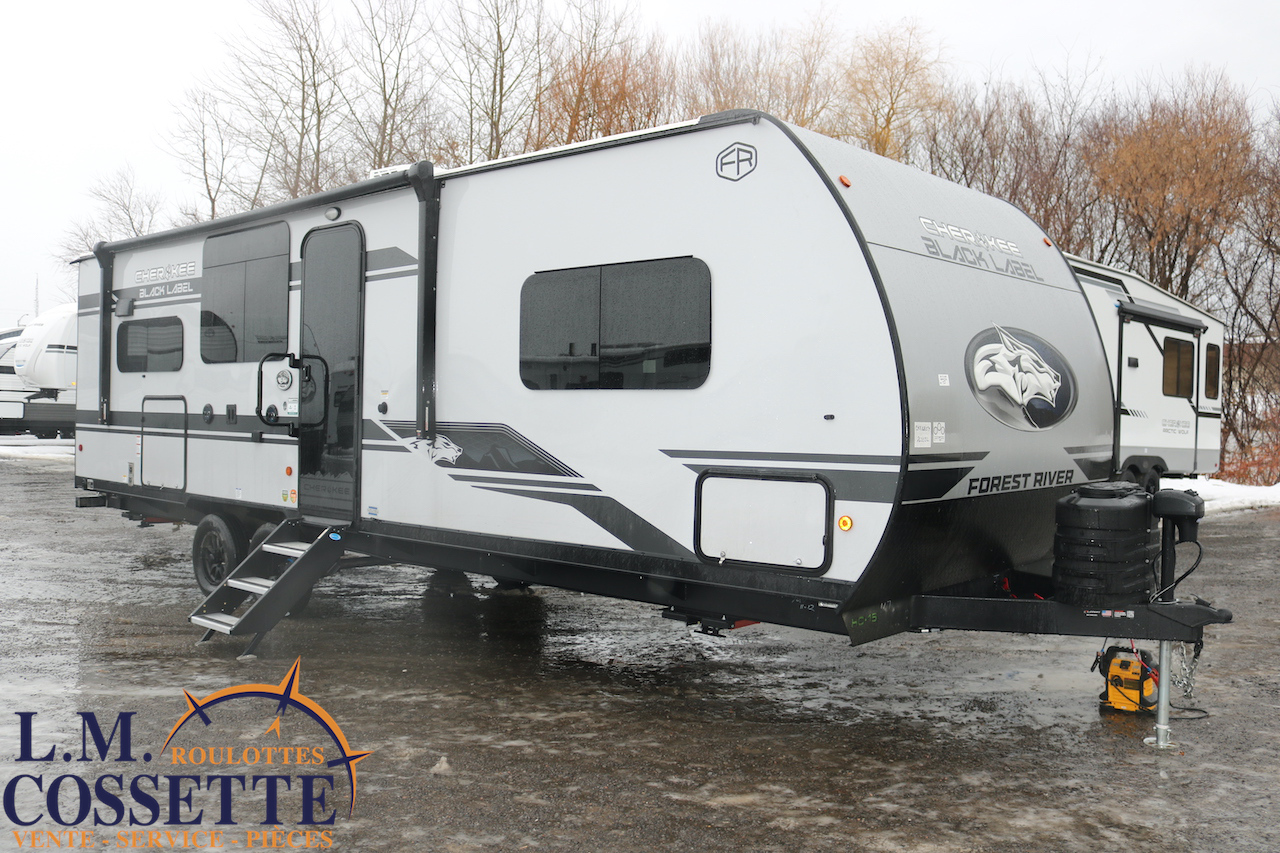 Grey Wolf 26 SSBL 2026 ( Édition Black Label ) -LM Cossette inc. vr-roulotte-fifth wheel-cargo-arctic wolf -Remote-Clipper-cherokee-grey wolf-wolf pup-kodiak cub-aspen trail-dutchmen-forest river-coachmen-apex nano -arctic wolf-Trois-Rivières