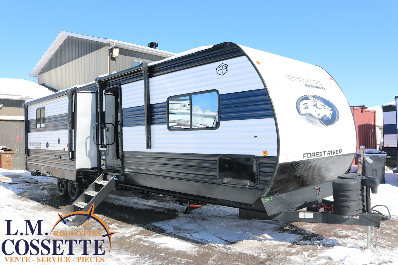 Wolf Den 304 SR 2026-LM Cossette inc. vr-roulotte-fifth wheel-cargo-arctic wolf -Remote-Clipper-cherokee-grey wolf-wolf pup-kodiak cub-aspen trail-dutchmen-forest river-coachmen-apex nano -arctic wolf-Trois-Rivières-fond