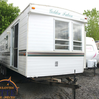 Golden Falcon 34 C 2004-LM Cossette inc. vr-roulotte-fifth wheel-cargo-arctic wolf -Remote-Clipper-cherokee-grey wolf-wolf pup-kodiak cub-aspen trail-dutchmen-forest river-coachmen-apex nano -arctic wolf-Trois-Rivières-fond-fond-fond