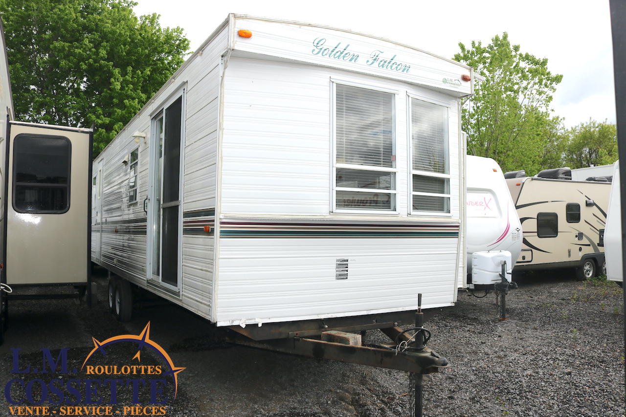 Golden Falcon 34 C 2004-LM Cossette inc. vr-roulotte-fifth wheel-cargo-arctic wolf -Remote-Clipper-cherokee-grey wolf-wolf pup-kodiak cub-aspen trail-dutchmen-forest river-coachmen-apex nano -arctic wolf-Trois-Rivières-fond-fond-fond